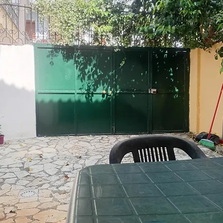 Nomad Hostel Tirana